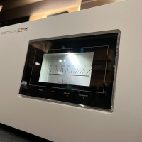 LUXMANから超ハイエンドモデルのパワーアンプが登場!!｜CAVIN 大阪屋