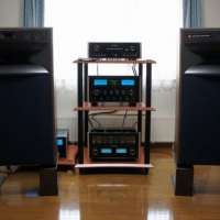 オーディオメーカー　マッキントッシュの大型本 McIntosh 往年のマッキントッシュ (別冊ステレオサウンド) |本